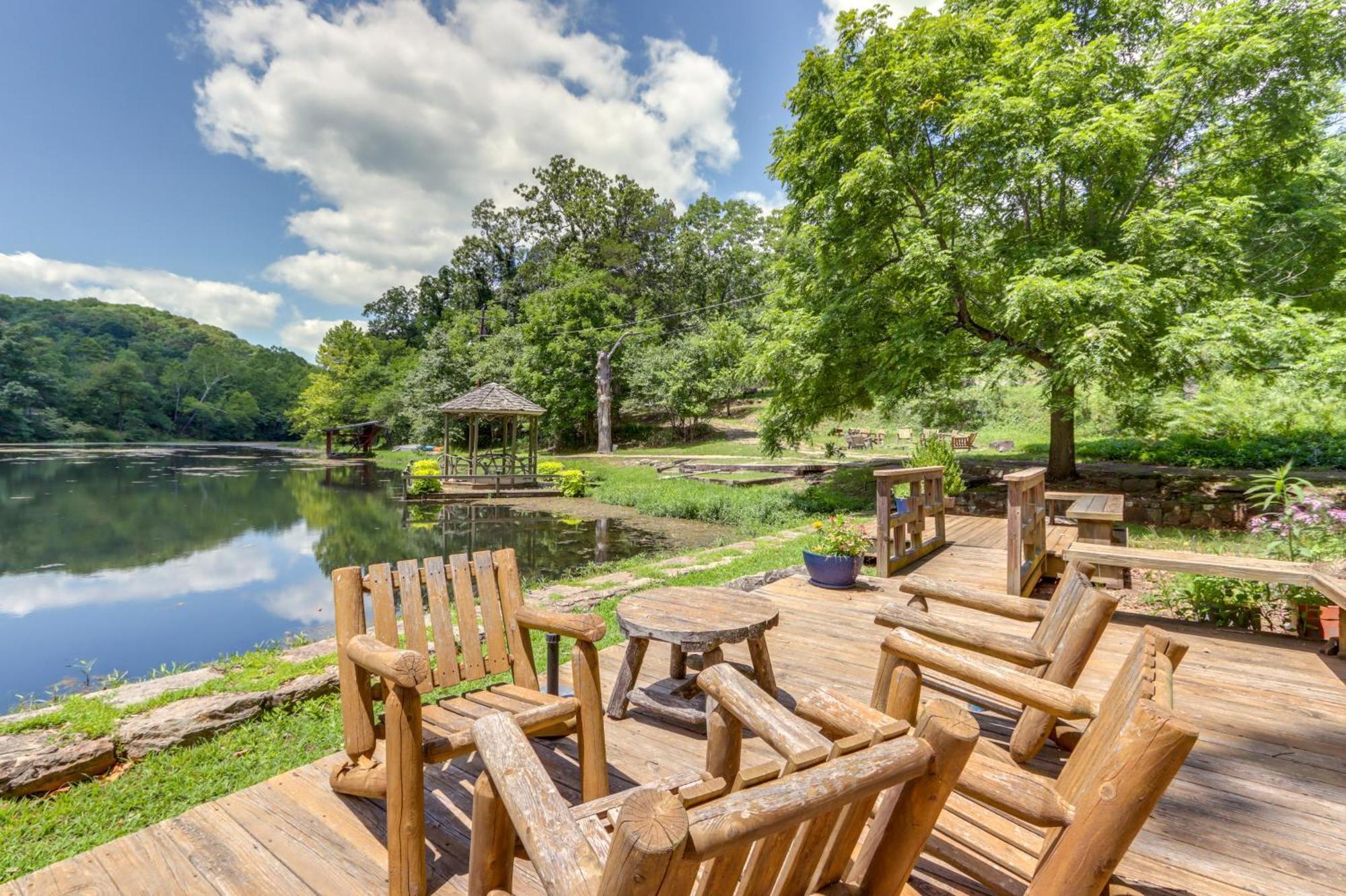 Lakefront Cabin Less Than 3 Mi To Dtwn Eureka Springs! Exterior foto